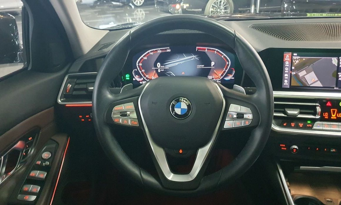 BMW 3-Series 2021
