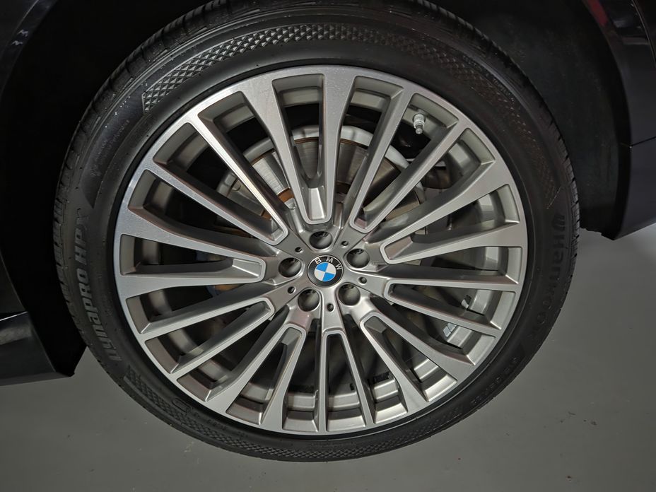 BMW X7 2022