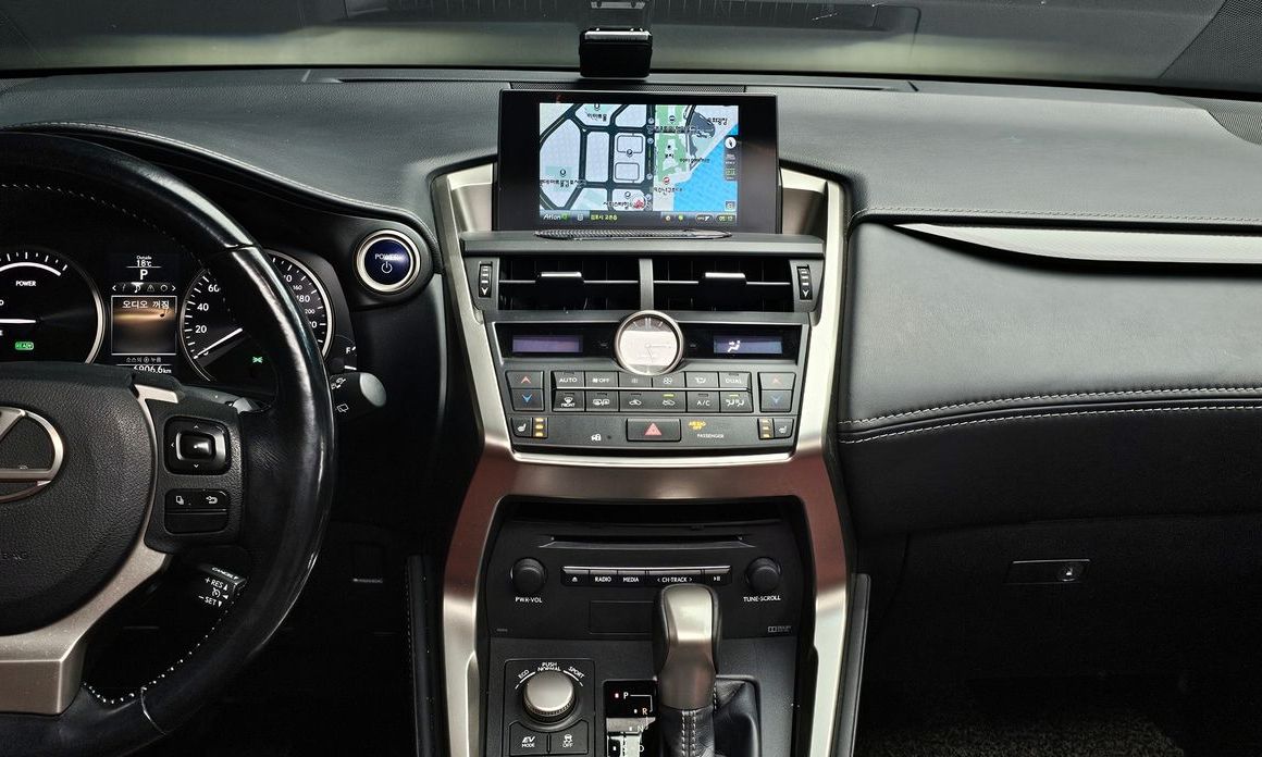 Lexus NX 2017