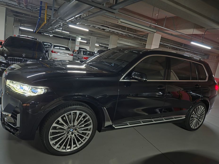 BMW X7 2022