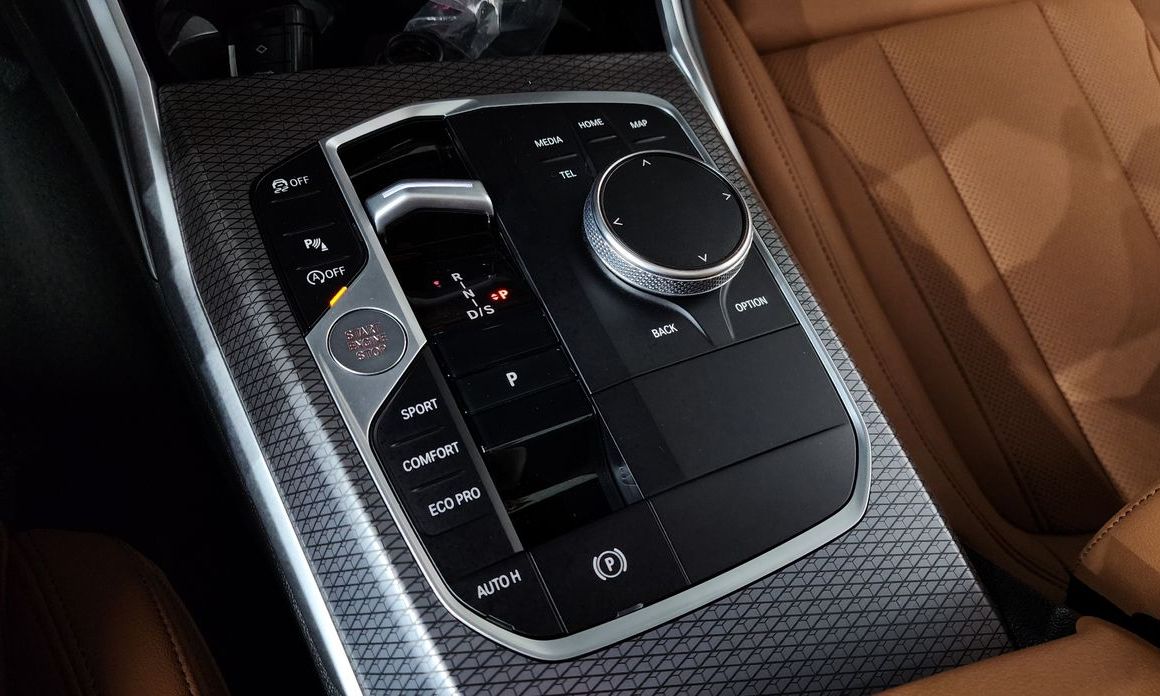 BMW 3-Series 2023