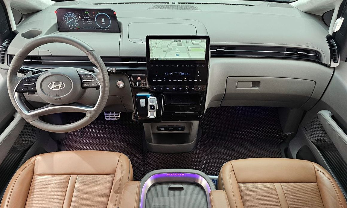 Hyundai Staria 2025
