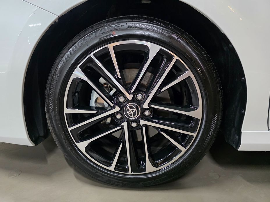 Toyota Camry 2025