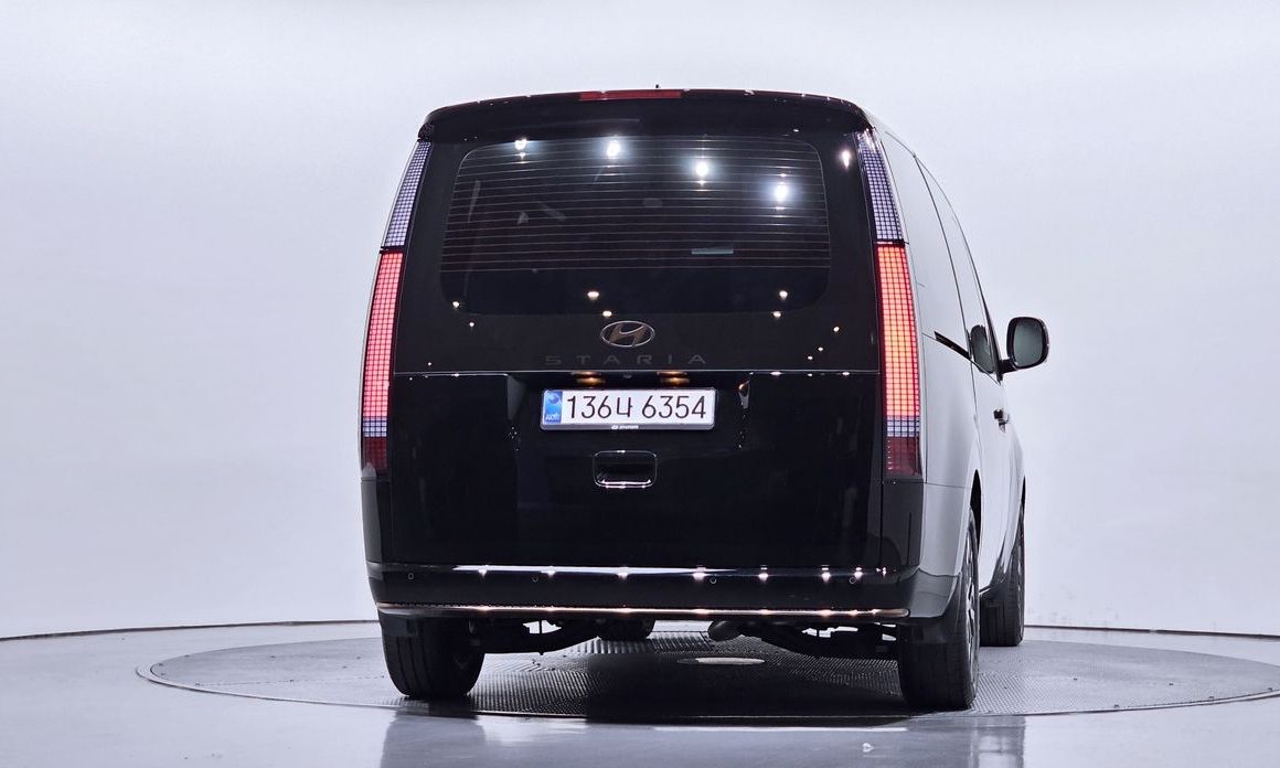 Hyundai Staria 2025