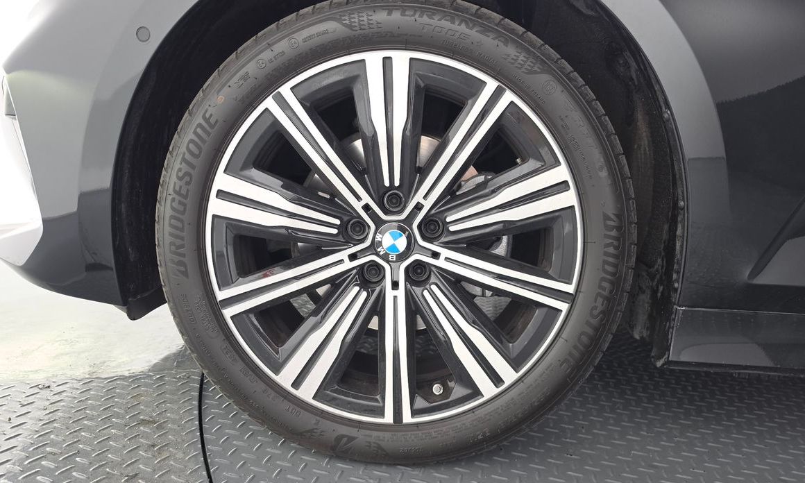 BMW 3-Series 2025