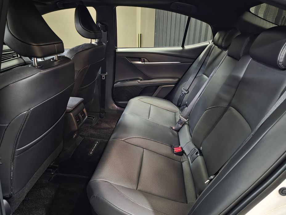 Toyota Camry 2025