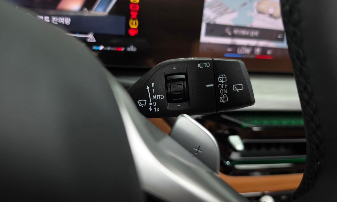 BMW 3-Series 2025