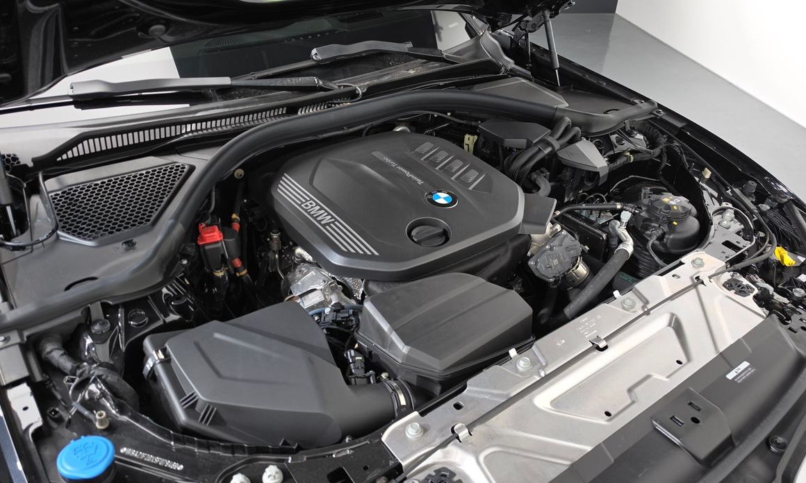 BMW 3-Series 2025
