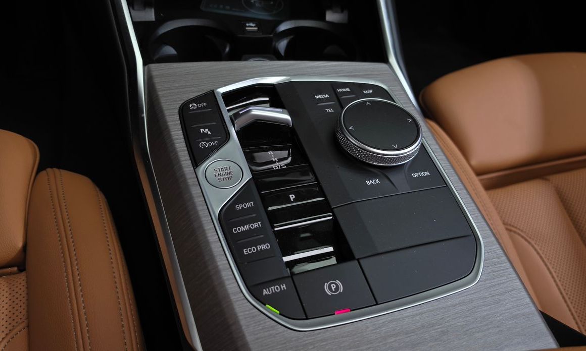 BMW 3-Series 2025