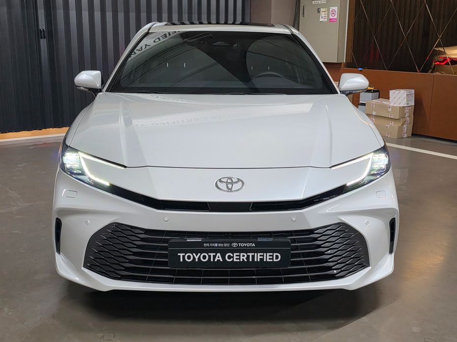 Toyota Camry 2025