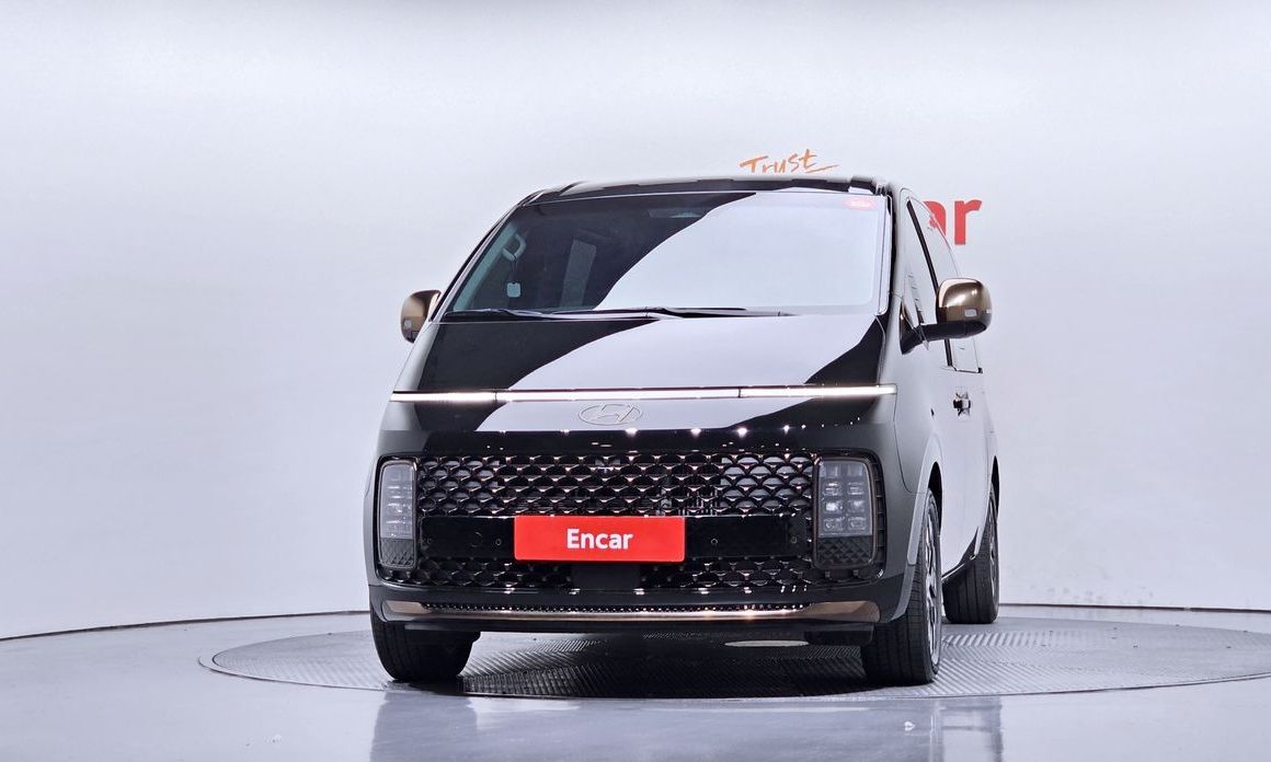 Hyundai Staria 2025