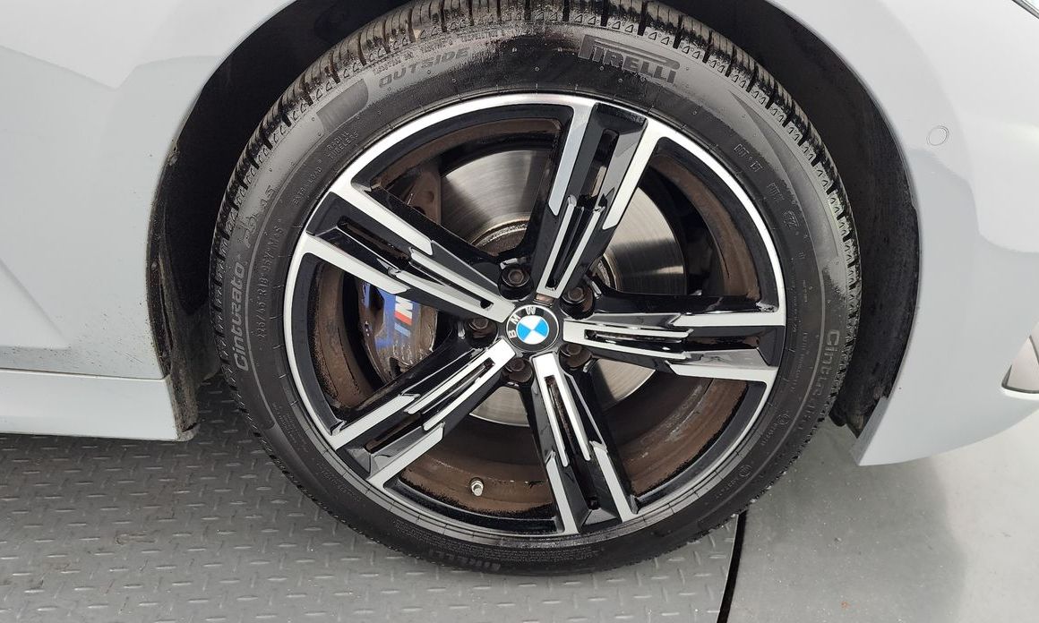 BMW 3-Series 2023