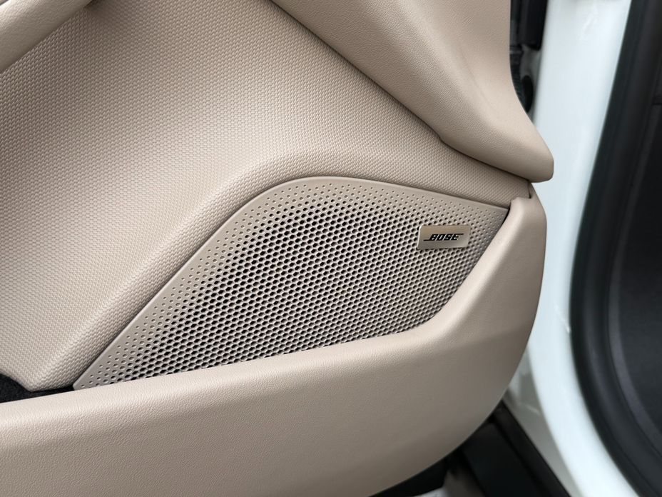 Porsche Taycan 2024