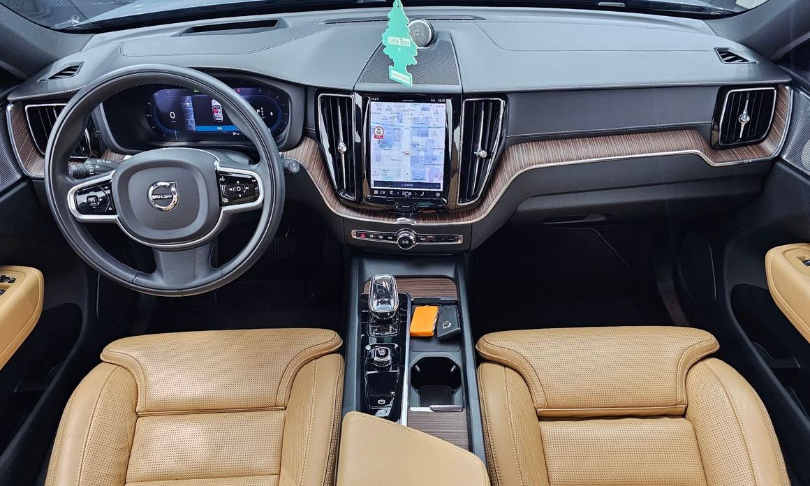 Volvo XC60 2022