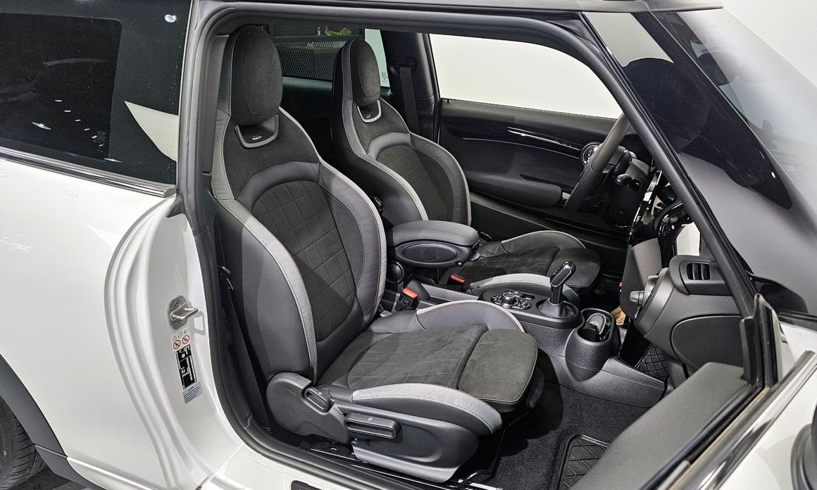 Mini Cooper 2024