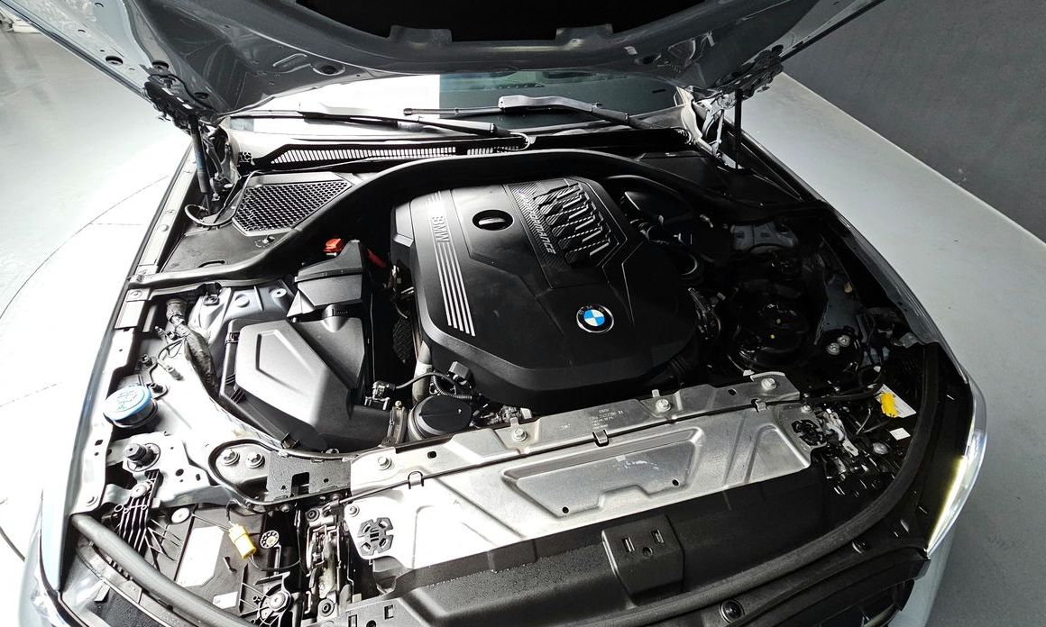 BMW 3-Series 2023