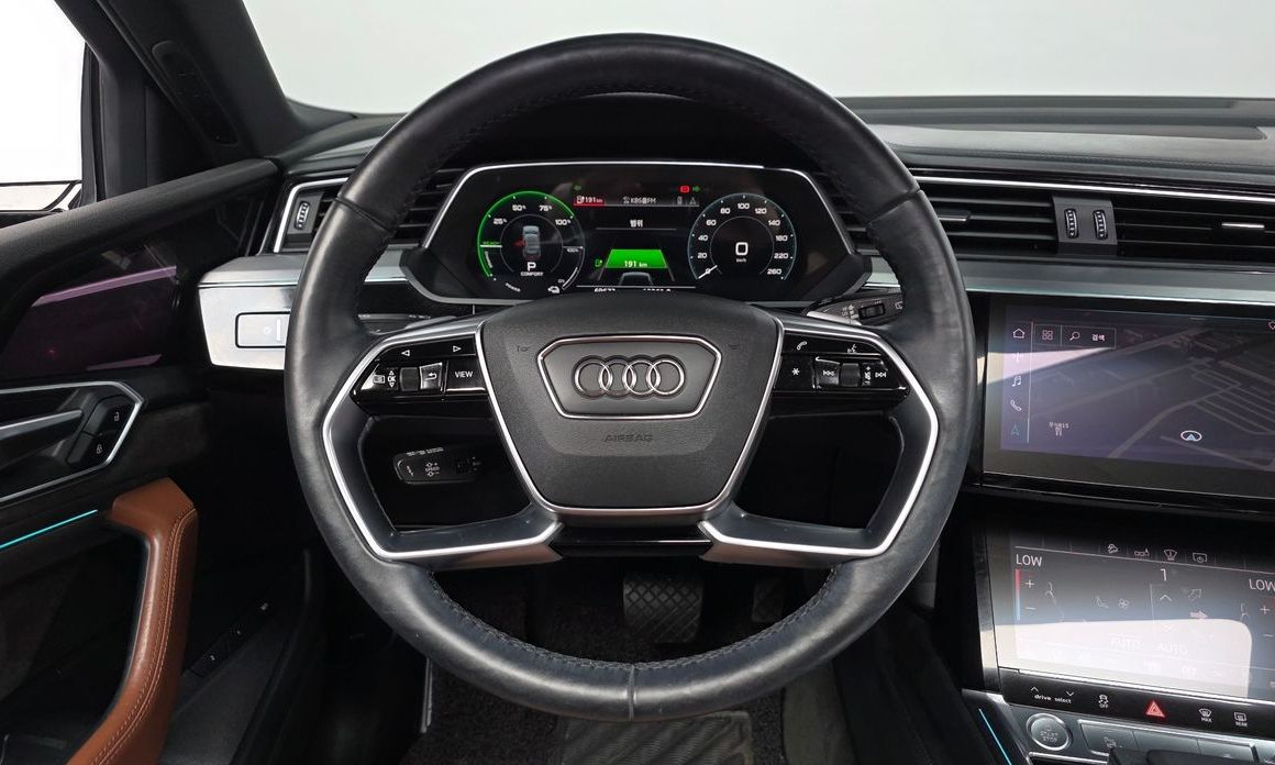 Audi e-tron 2020