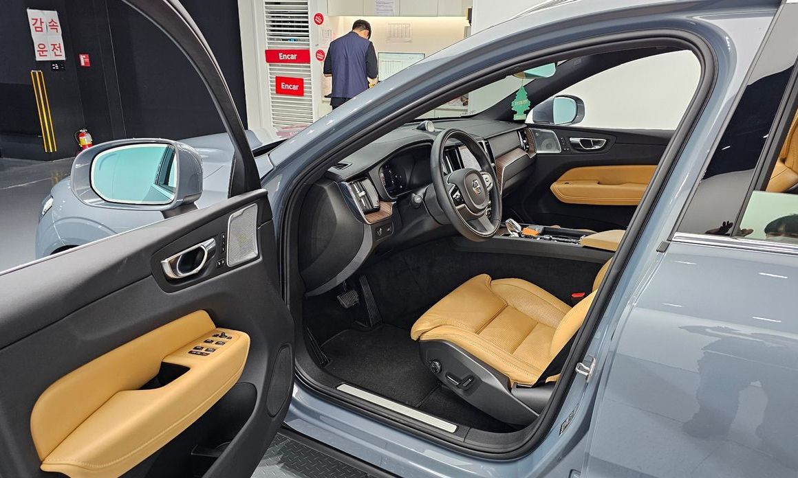 Volvo XC60 2022