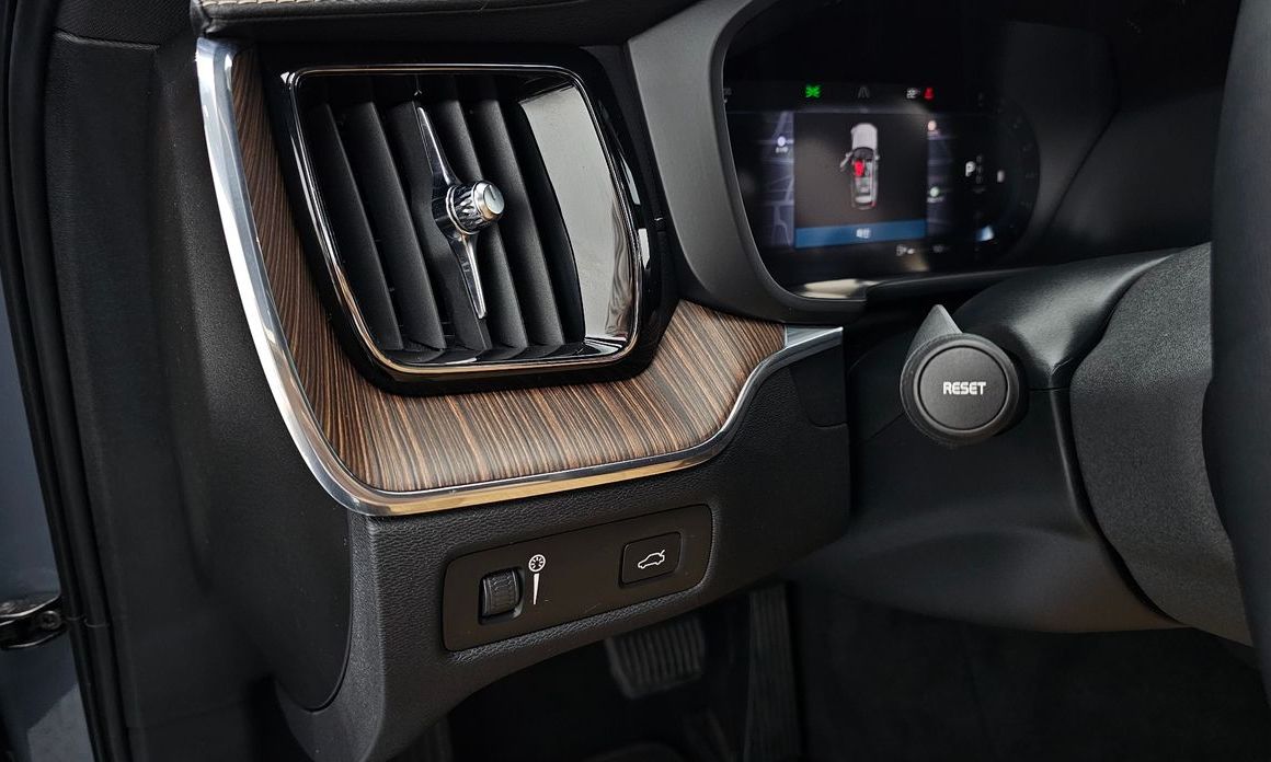 Volvo XC60 2022