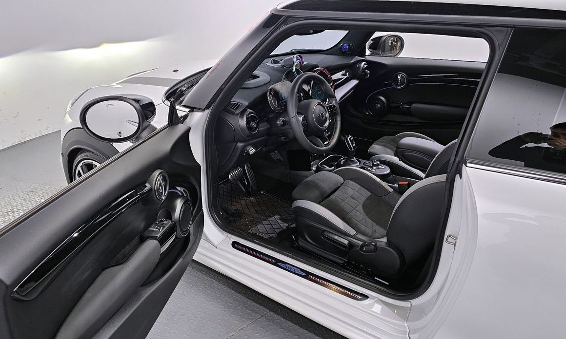 Mini Cooper 2024