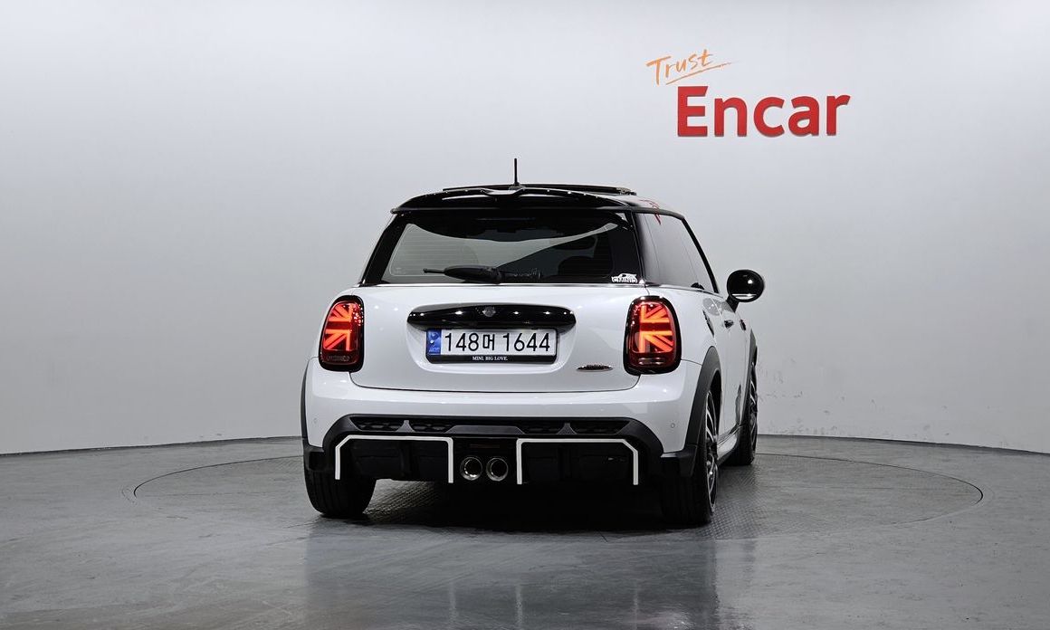 Mini Cooper 2024