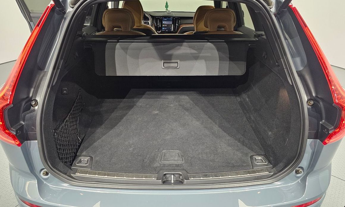 Volvo XC60 2022