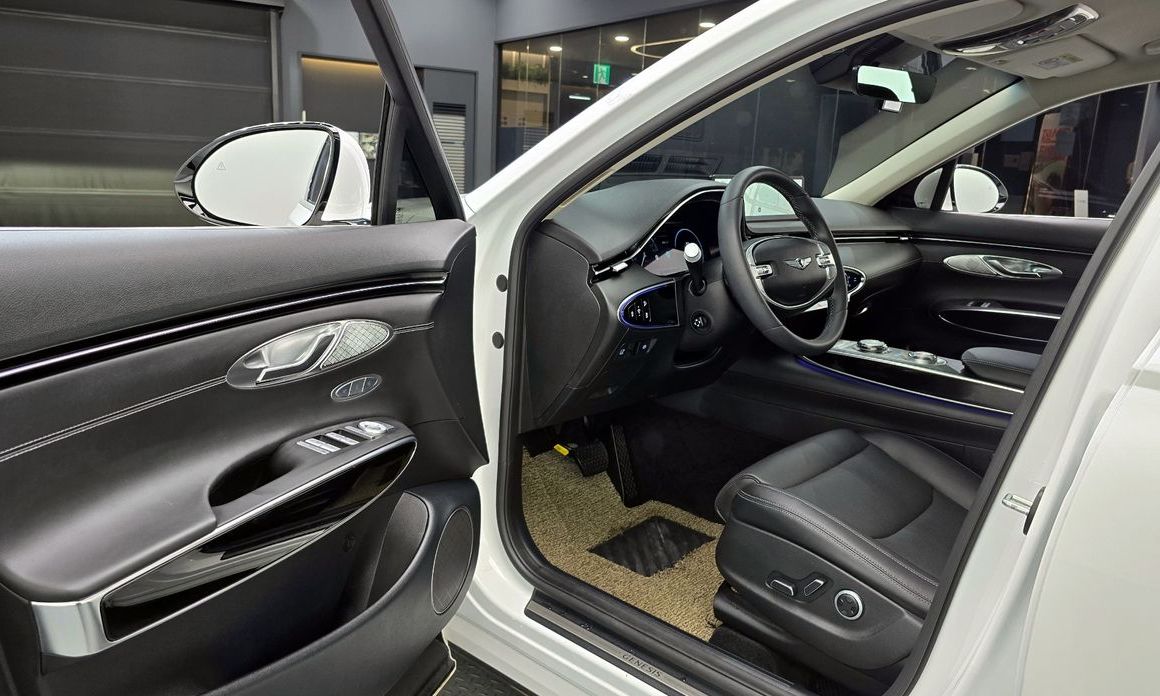 Genesis GV70 2024