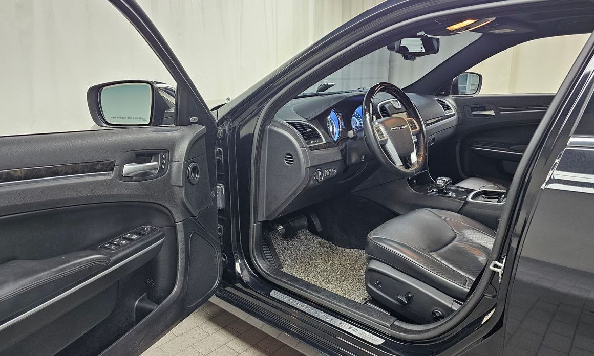 Chrysler 300C 2014