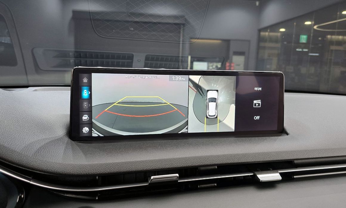 Genesis GV70 2024