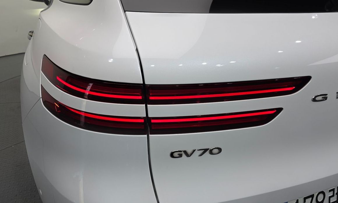 Genesis GV70 2021