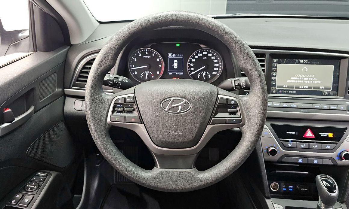 Hyundai AVANTE 2018