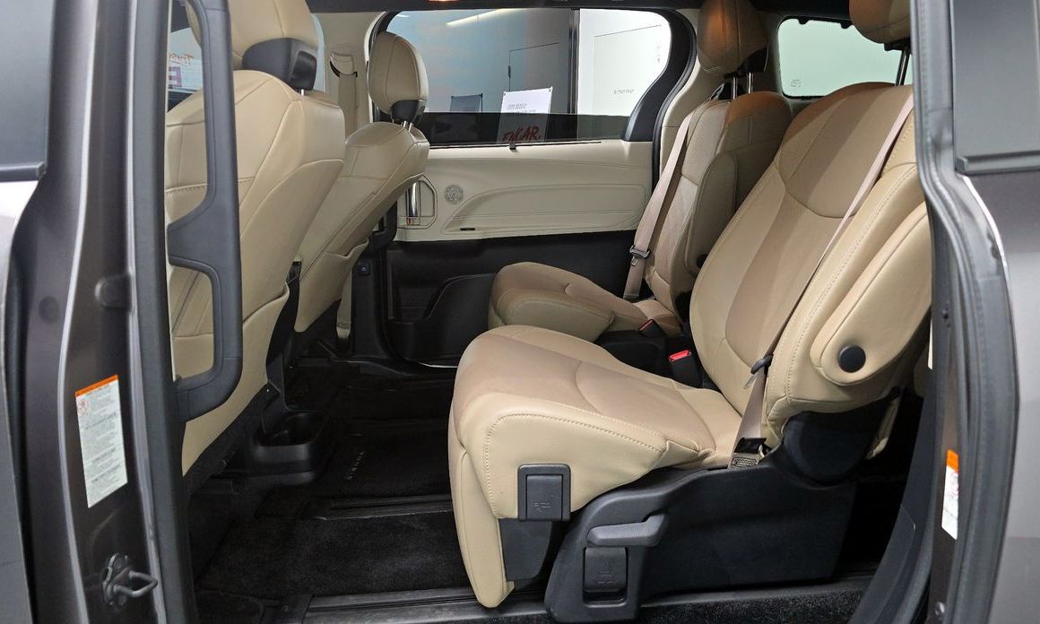 Toyota Sienna 2023