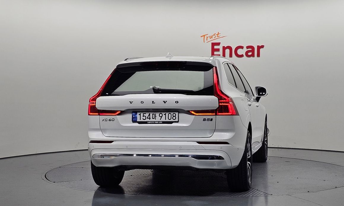 Volvo XC60 2024
