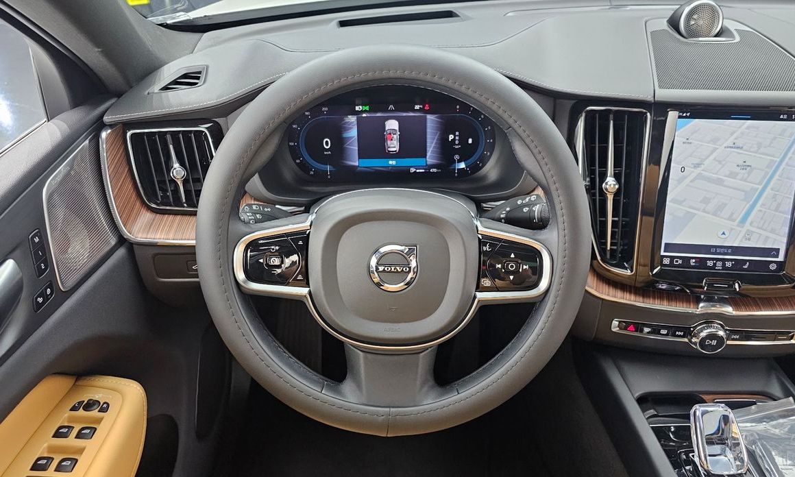 Volvo XC60 2024