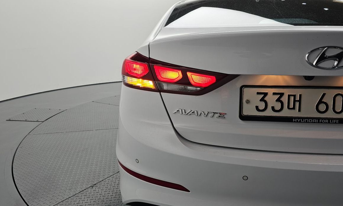 Hyundai AVANTE 2018
