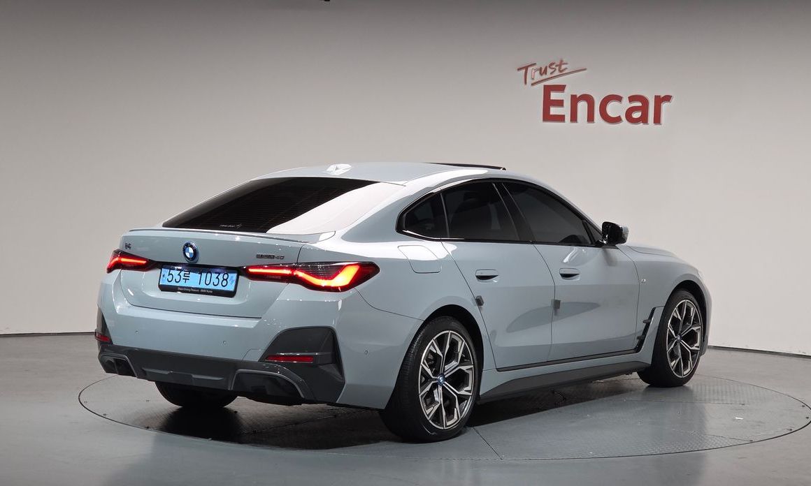 BMW i4 2024