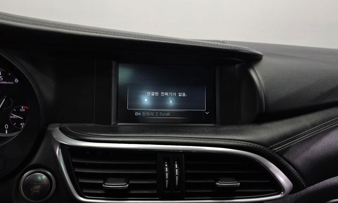Infiniti Q30 2019