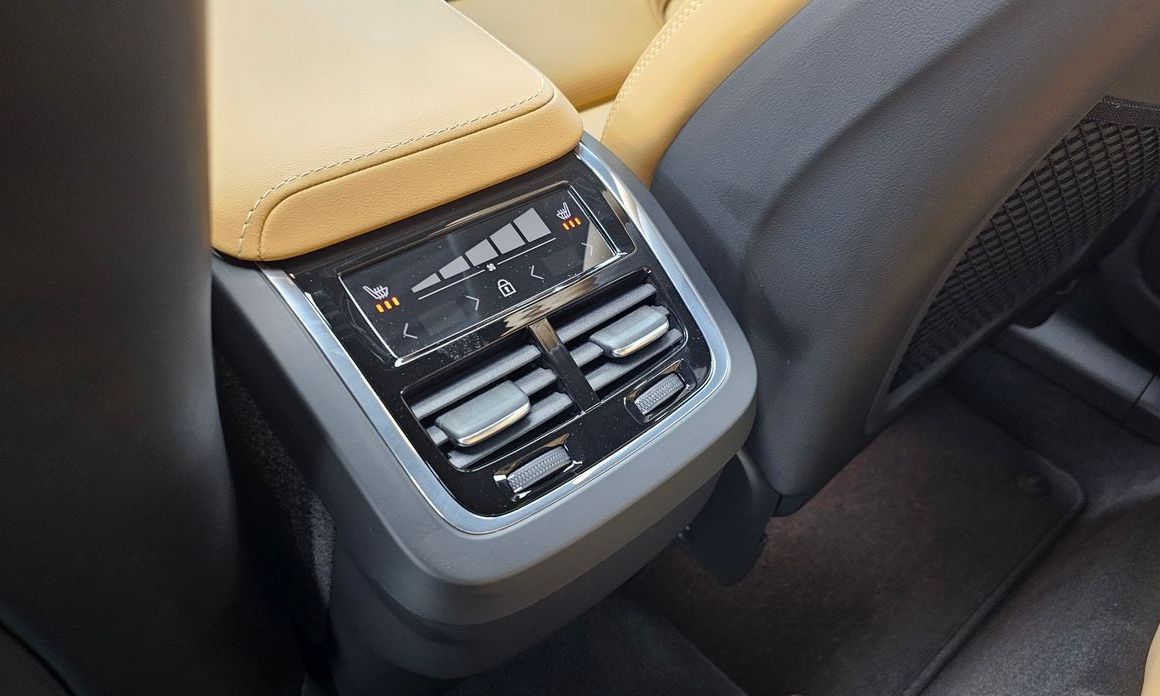 Volvo XC60 2024