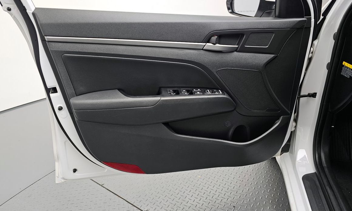 Hyundai AVANTE 2018