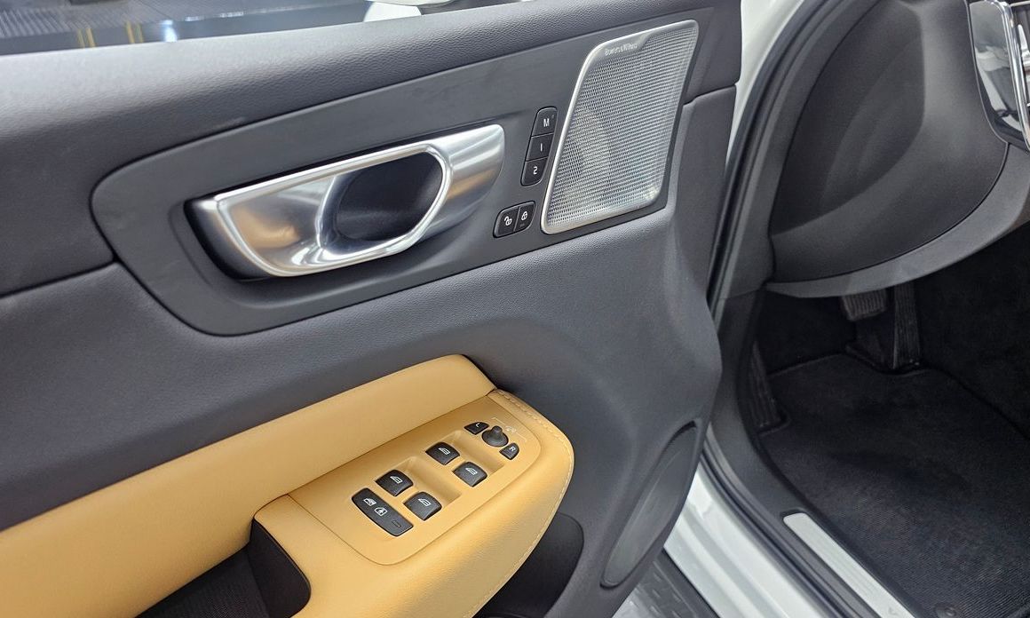 Volvo XC60 2024