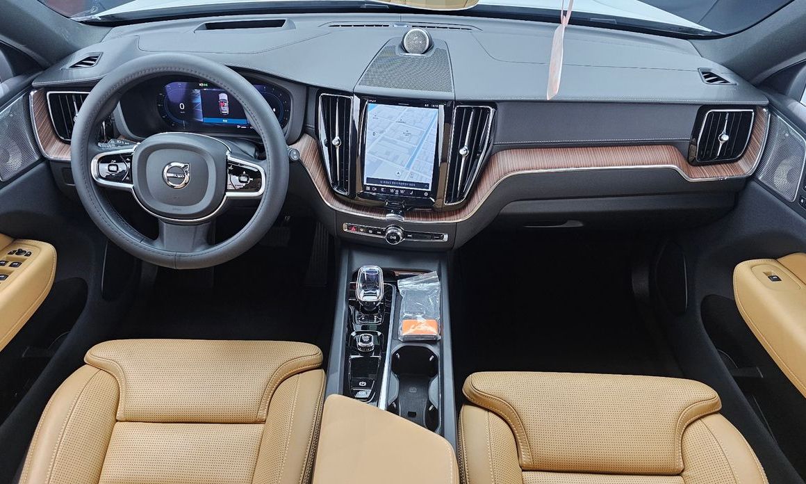 Volvo XC60 2024