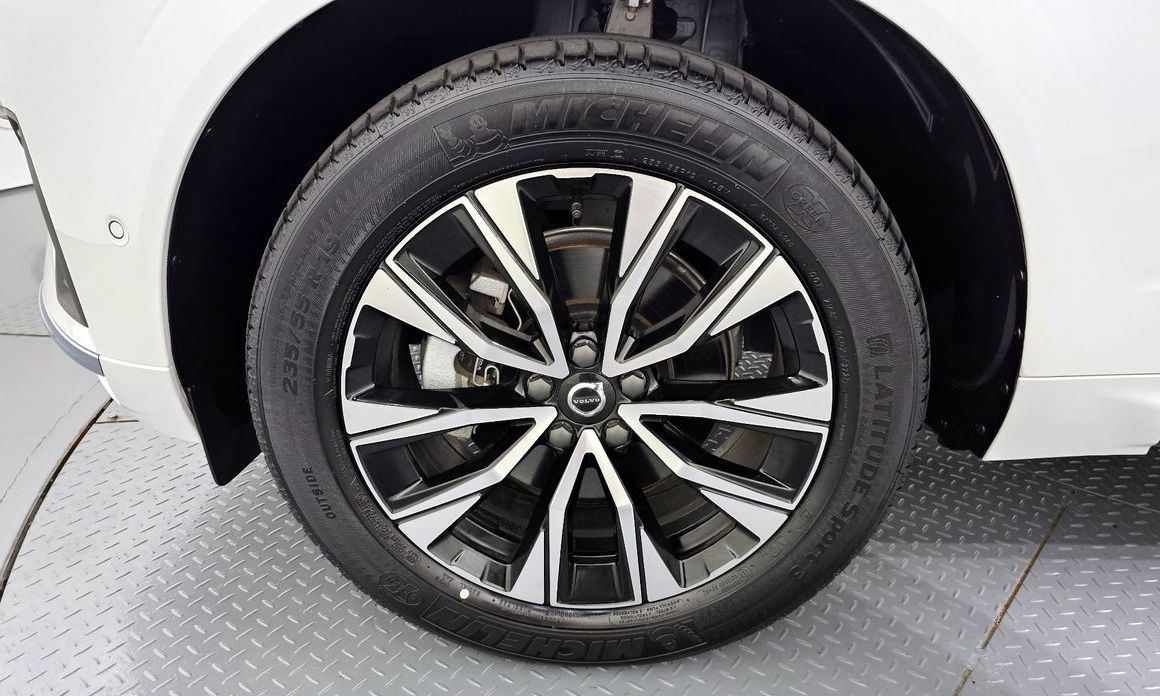 Volvo XC60 2024