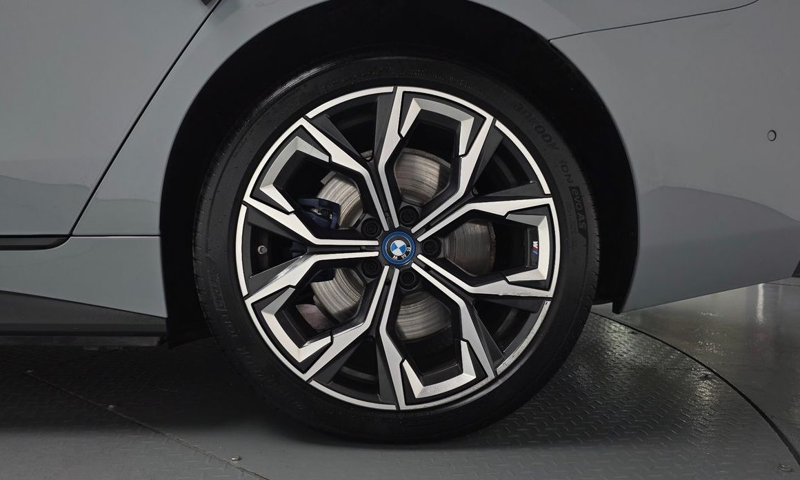 BMW i4 2024