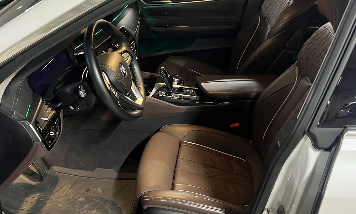 BMW Gran Turismo 2023