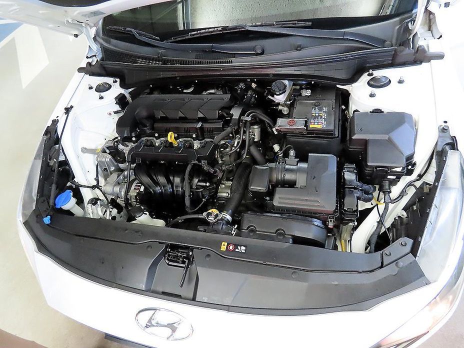 Hyundai AVANTE 2021