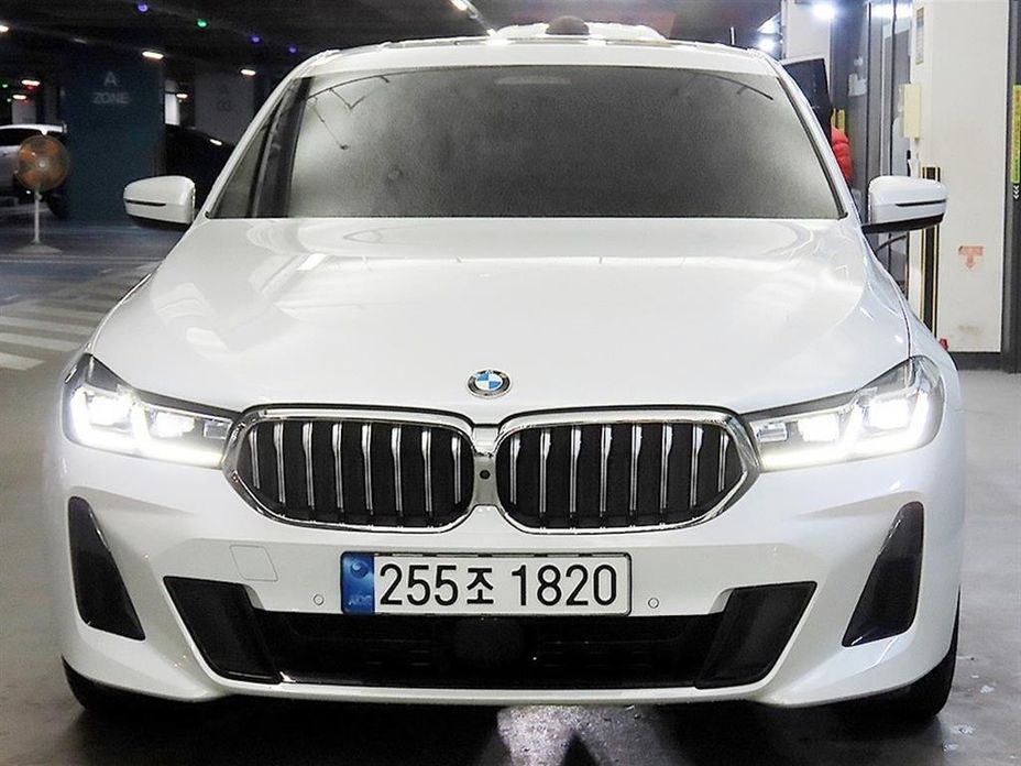 BMW Gran Turismo 2023