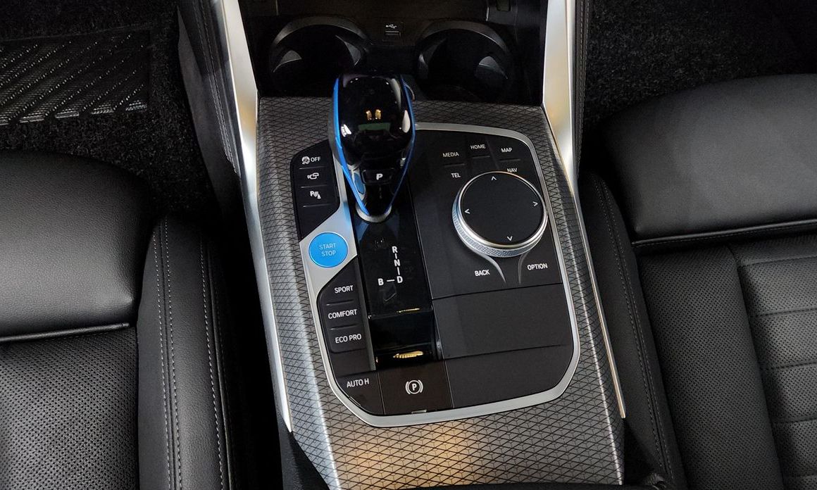 BMW i4 2023