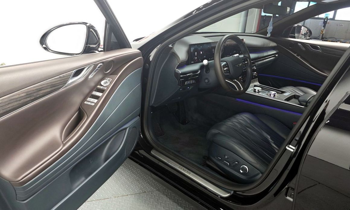 Genesis G80 2025