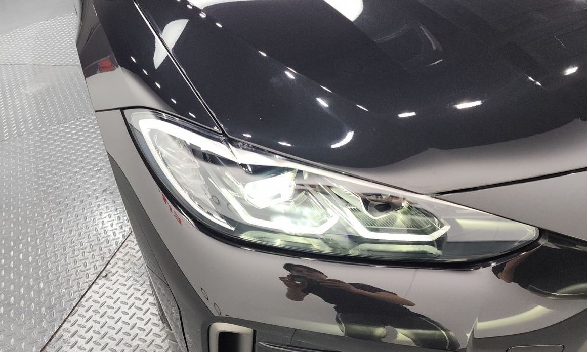 BMW i4 2023