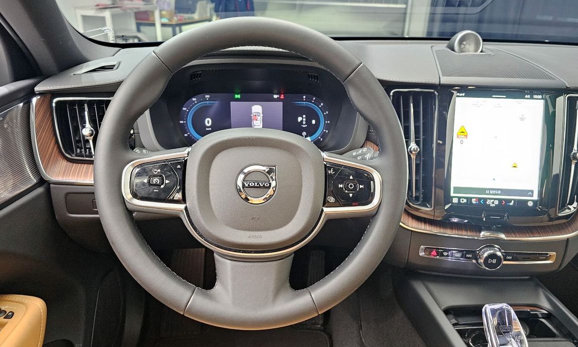 Volvo XC60 2024